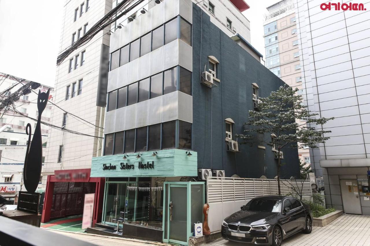 Sinchon Sisters Hostel Seoel Buitenkant foto