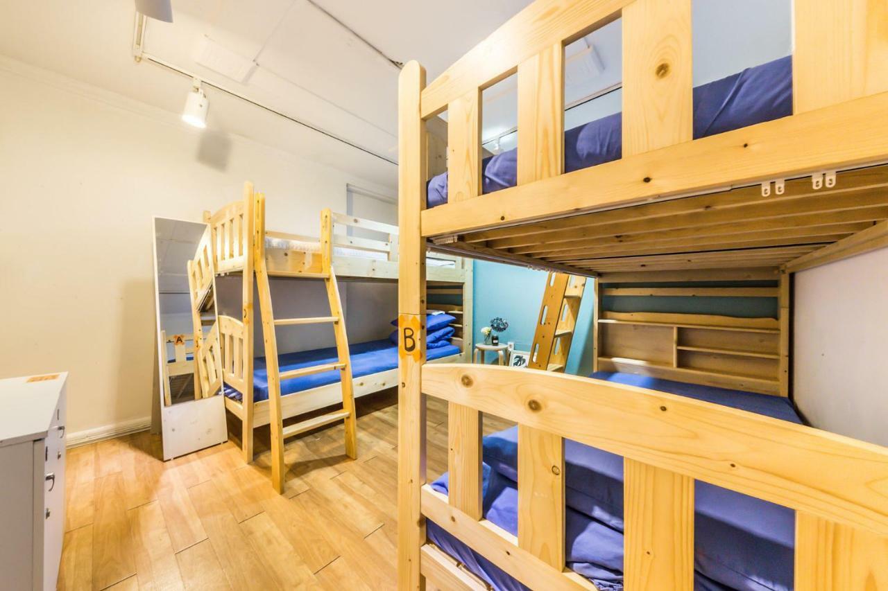 Sinchon Sisters Hostel Seoel Buitenkant foto